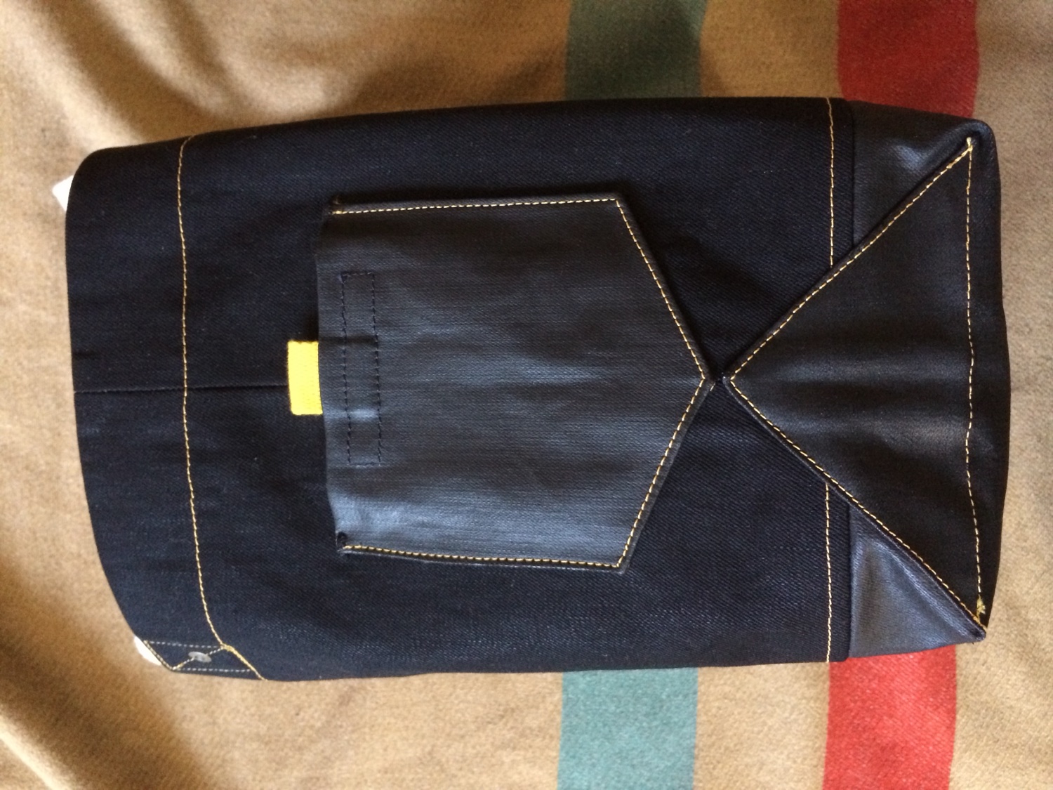 Kristen's bag, pocket detail